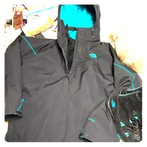 The north face HYVENT WOMENS xxl or 2x jacket